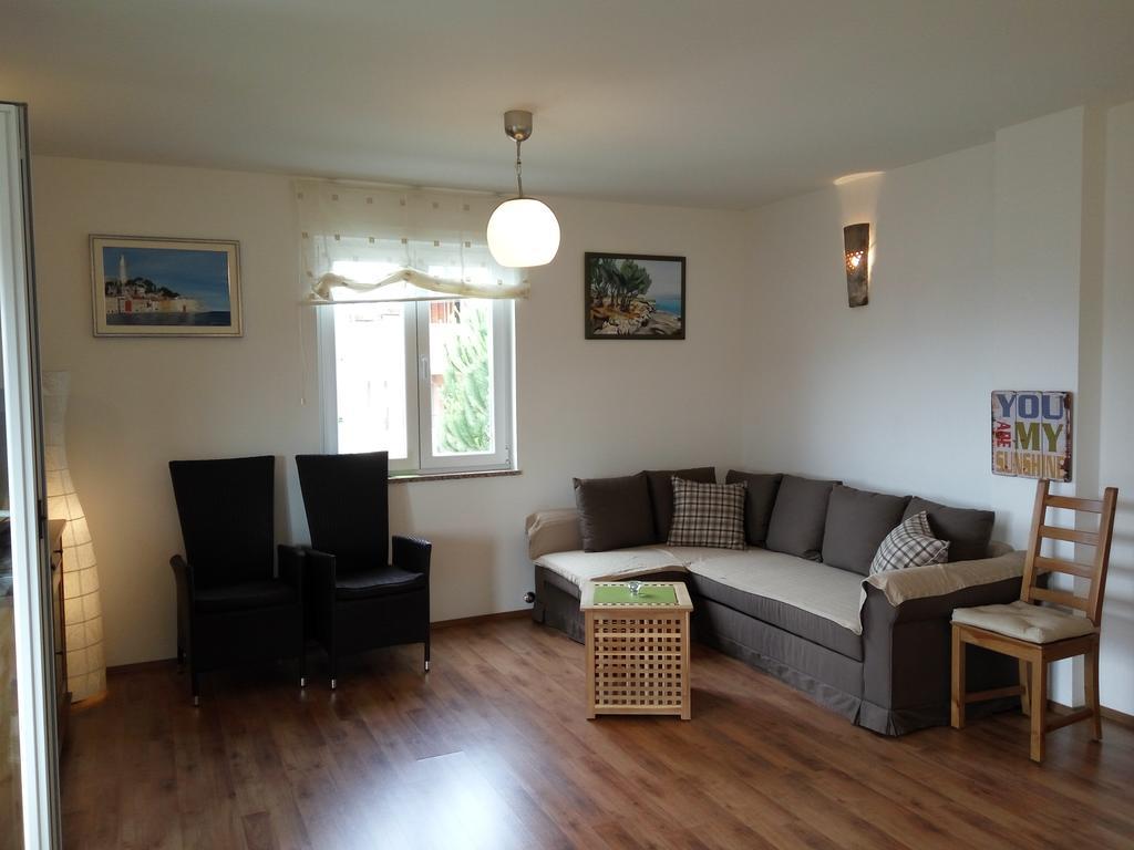 Apartment Asparagus Rovinjsko Selo Extérieur photo