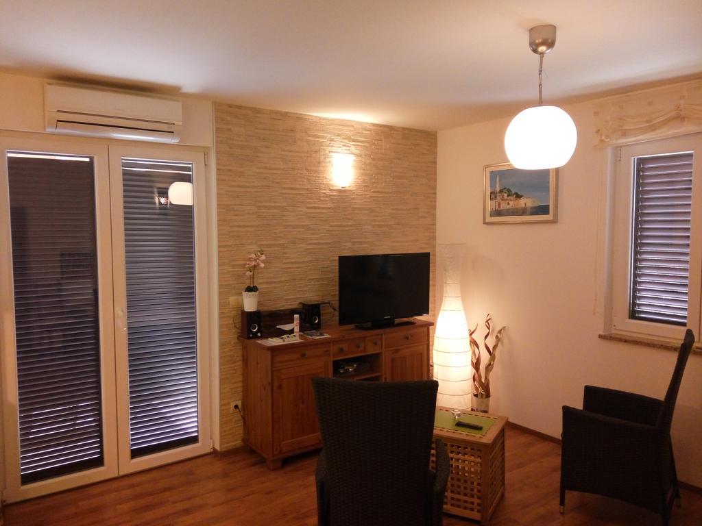 Apartment Asparagus Rovinjsko Selo Extérieur photo